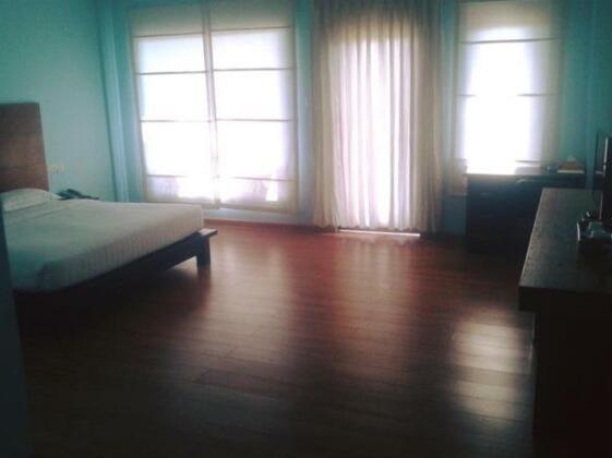 Famous Hotel Ngapali - Photo3