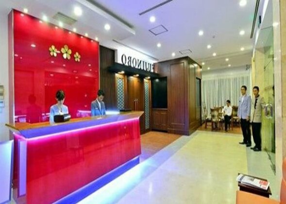 Cherry Hills Hotel - Photo2