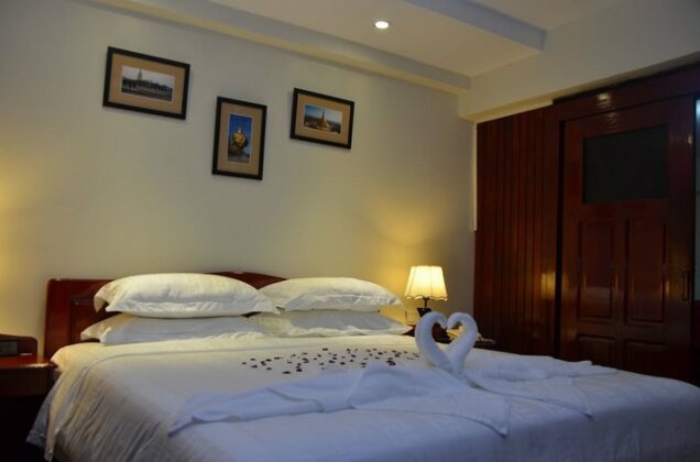 City Star Hotel Yangon - Photo2
