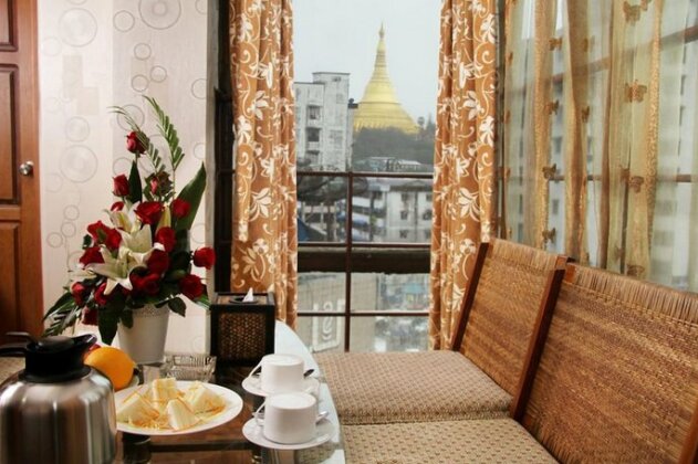 Crystal Palace Hotel Yangon - Photo2
