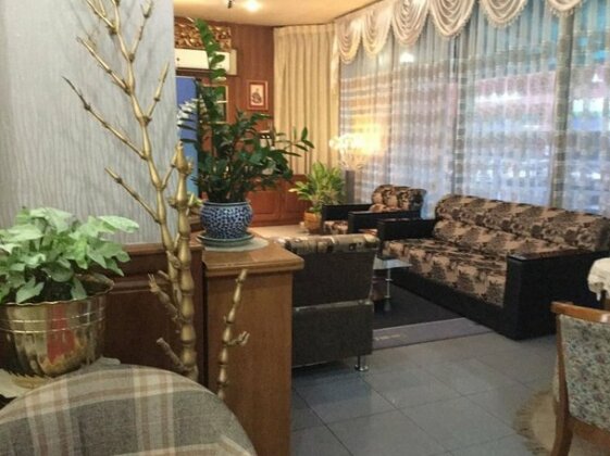 Crystal Palace Hotel Yangon - Photo3