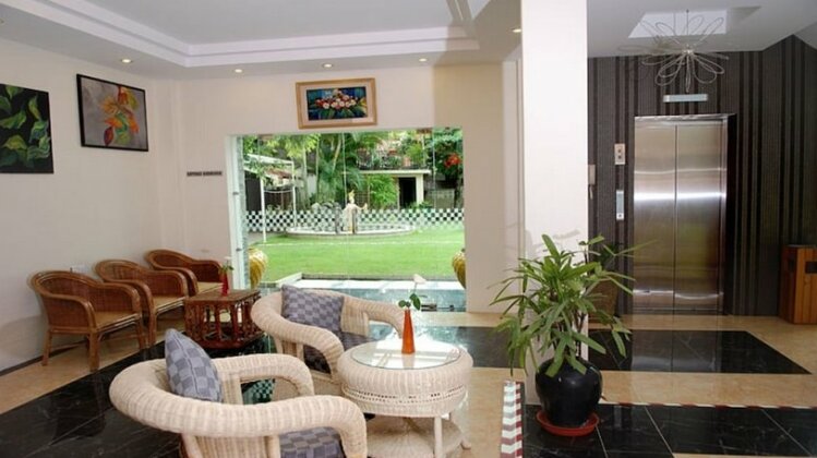 Holiday Hotel Yangon - Photo5
