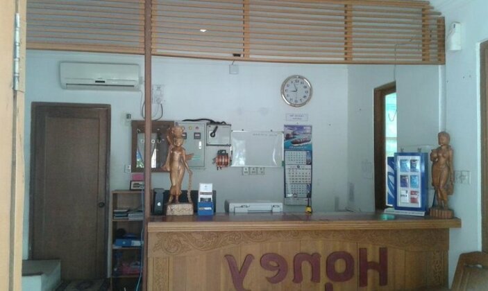 Honey Day Hotel - Photo2