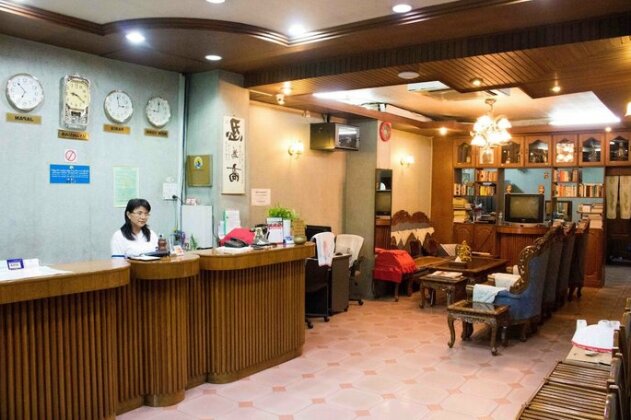 May Shan Hotel - Photo2