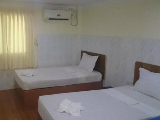 Silver Moon Hotel - Photo4