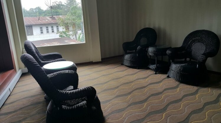Sky Man Hotel - Photo3