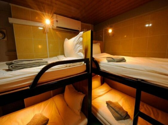 Space Boutique Hostel - Photo4