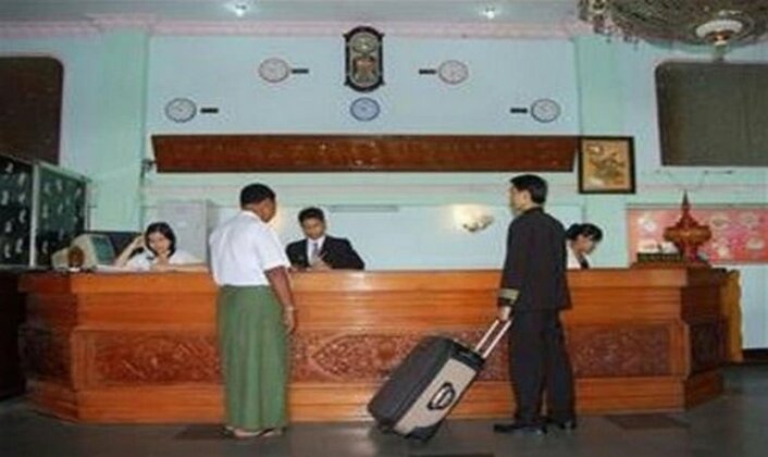 Summer Palace Hotel Yangon - Photo3
