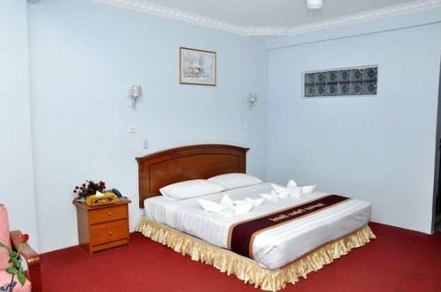 Summer Palace Hotel Yangon - Photo5