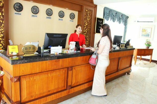 Sunny Holiday Hotel Yangon - Photo4