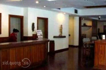 Thamada Family Hotel - Photo2