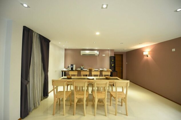 The Varsity House Inn & Serviced Apartments - Photo4