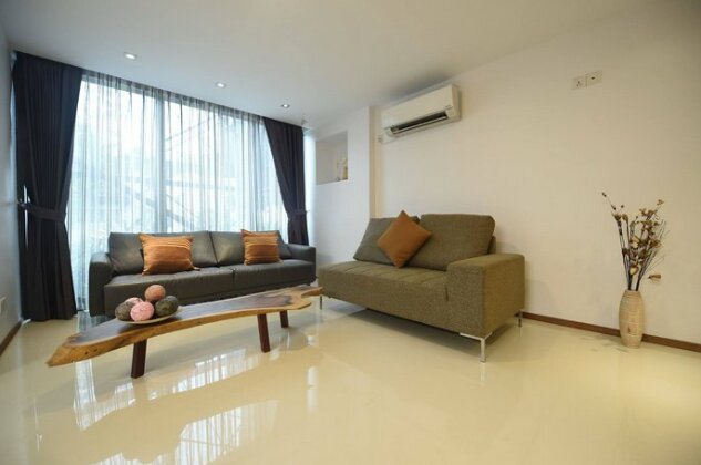 The Varsity House Inn & Serviced Apartments - Photo5