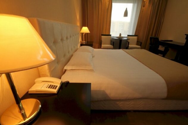 Chinggis Khaan Hotel - Photo5