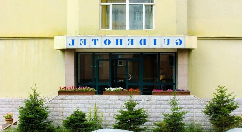 Guide Hotel