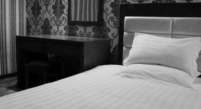 Guide Hotel - Photo5