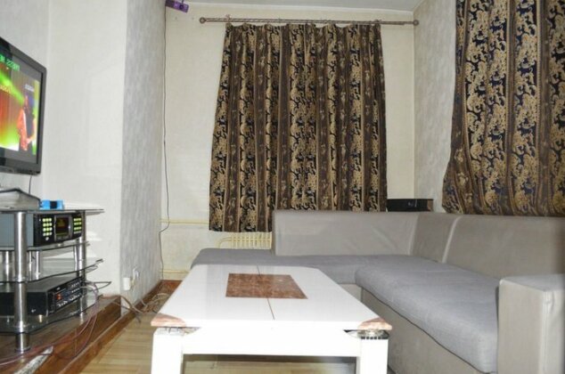 Land Hotel - Photo5