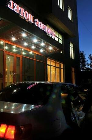 Springs Hotel Ulaanbaatar - Photo2