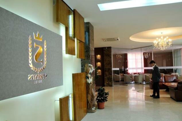 Springs Hotel Ulaanbaatar - Photo3