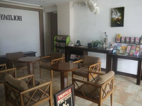 Holiday Saipan Hotel - Photo5
