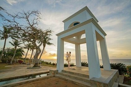 Lao Lao Bay Golf & Resort