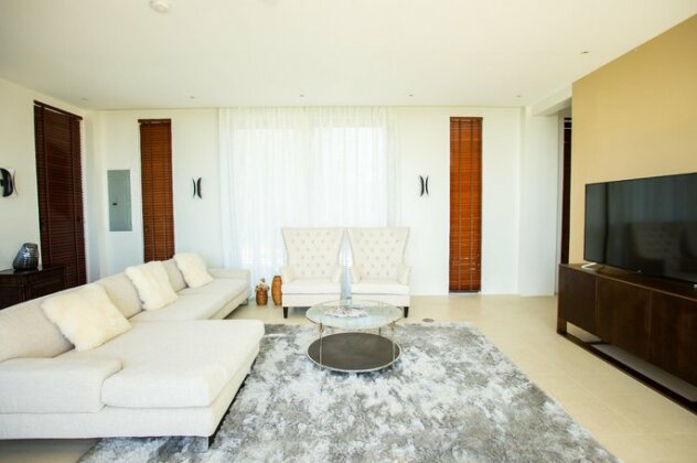 Navy Hill Resort - Photo3