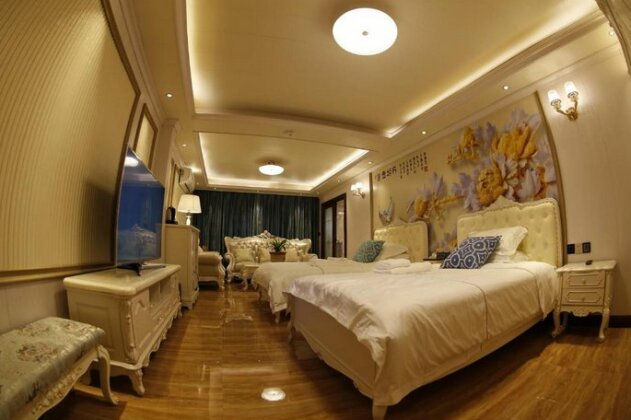 White Palace Saipan - Photo2
