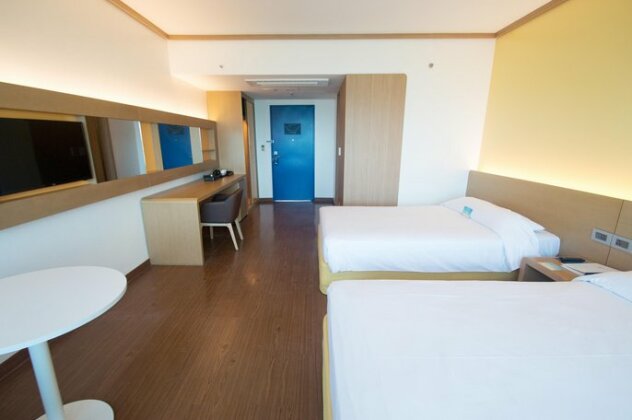 World Resort Saipan - Photo4