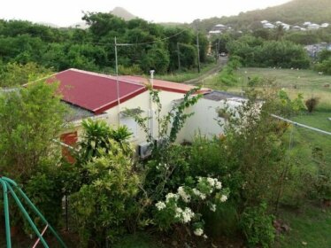 House With 2 Bedrooms in Sainte-anne With Enclosed Garden and Wifi - 3 km From the Beach