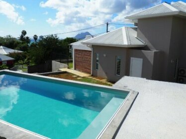 Villa Mapou Duplex T3 moderne avec acces piscine