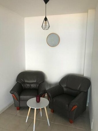 Magnifique T2 Duplex avec vue mer incroyable - Photo3