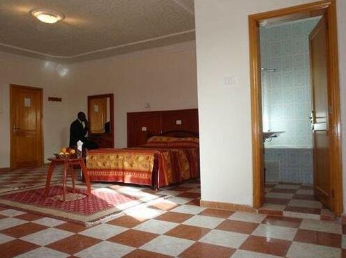 Hotel Emira - Photo4