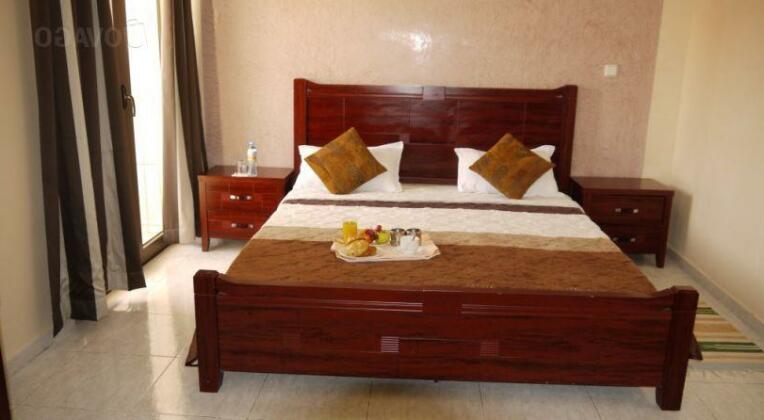 Hotel IMAN - Photo3
