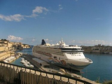 Valletta Gateway Maisonette