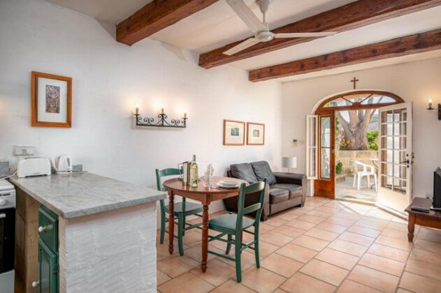 Razzett Ghasri - 5 houses with Shared Pool & Views - Photo4