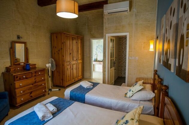 Twilight Holiday Home - Photo5