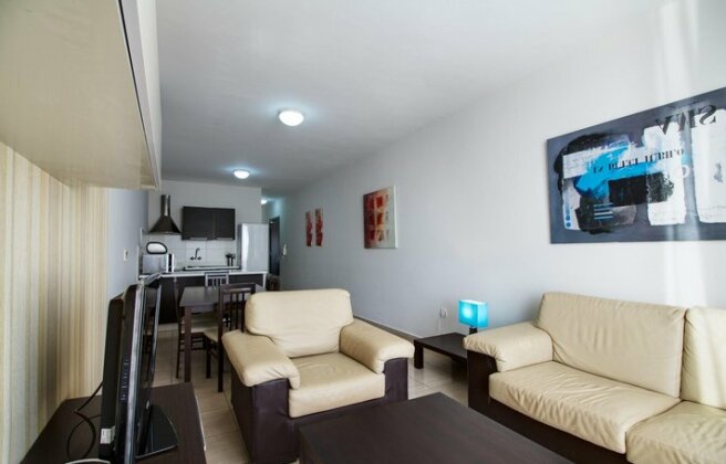 Blubay Hotel & Apartments - Photo5