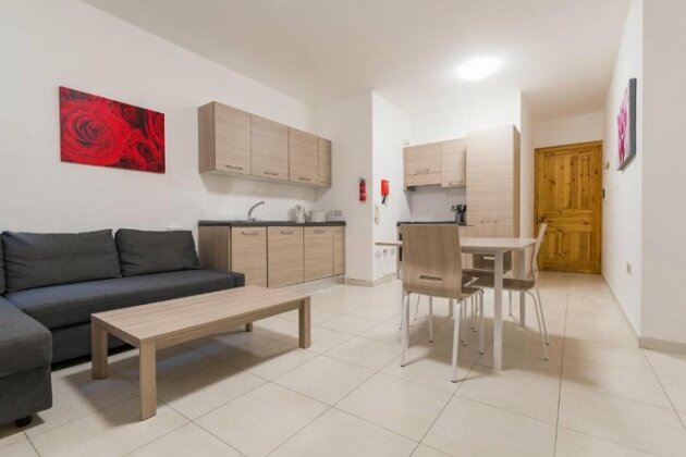 Triq Guze Miceli Apartment - Photo2
