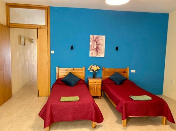 Crystal Palace Apartments - Photo4