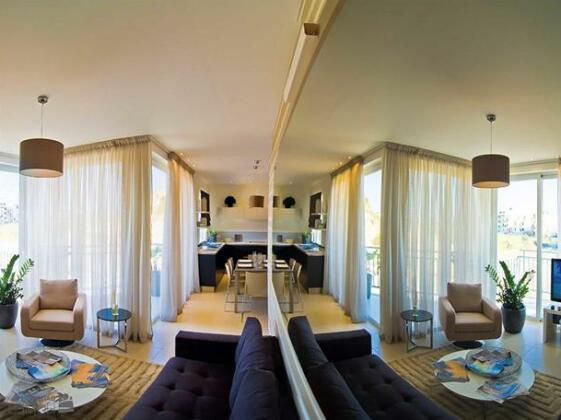 Hillock Residence Apartments - Photo2