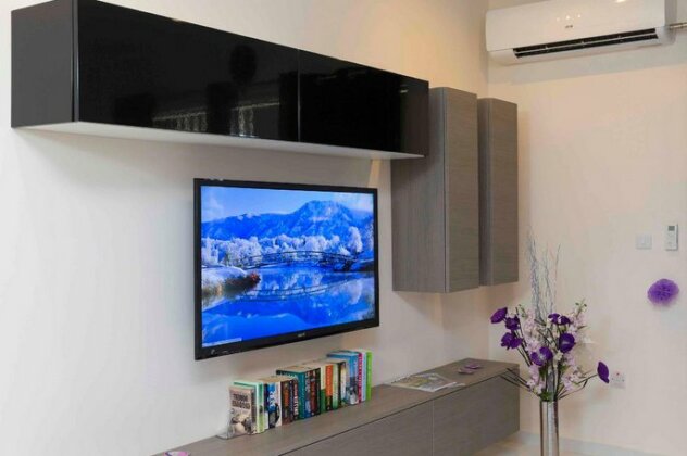 Marsascala Luxury Apartment - Photo4