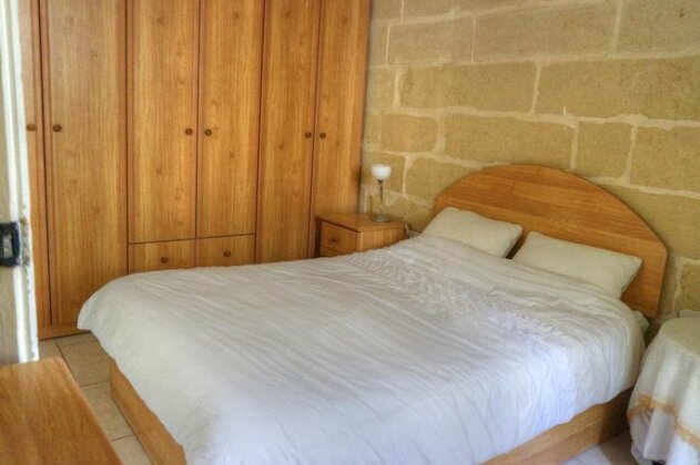 Traditional Townhouse Marsaxlokk - Photo4
