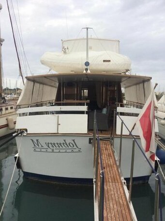 Johnny M Yacht - Photo2
