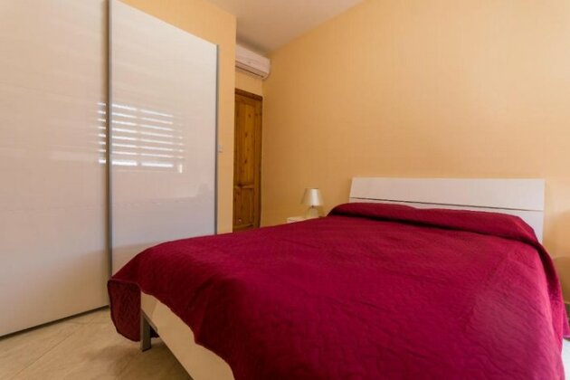 Two Bedroom Apartment Prime Location - Photo5