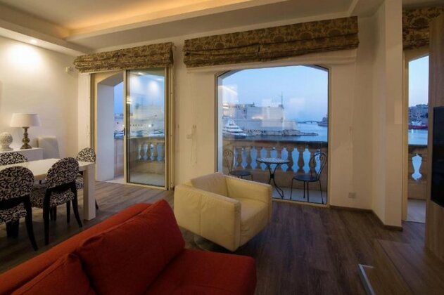 Grand Harbour Apartment - Photo3