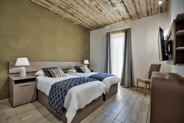 Cozy Rooms Hotel - Photo3