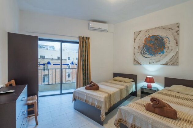 GetawaysMalta - Fleur 3-bedroom Apartment in Sliema - Photo3