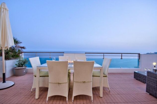Magnificent Seafront 2-bedroom Sliema penthouse - Photo5