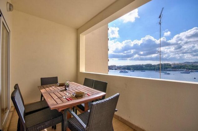 Sliema Apartment with Seaviews - Photo2