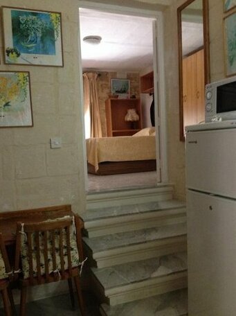 Sliema Room Rent Malta - Photo4